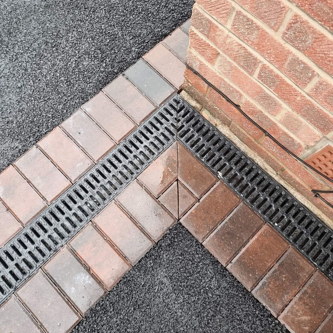 tarmacked driveway