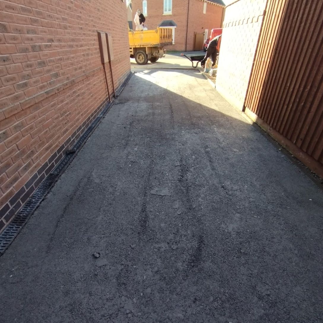 tarmacked driveway