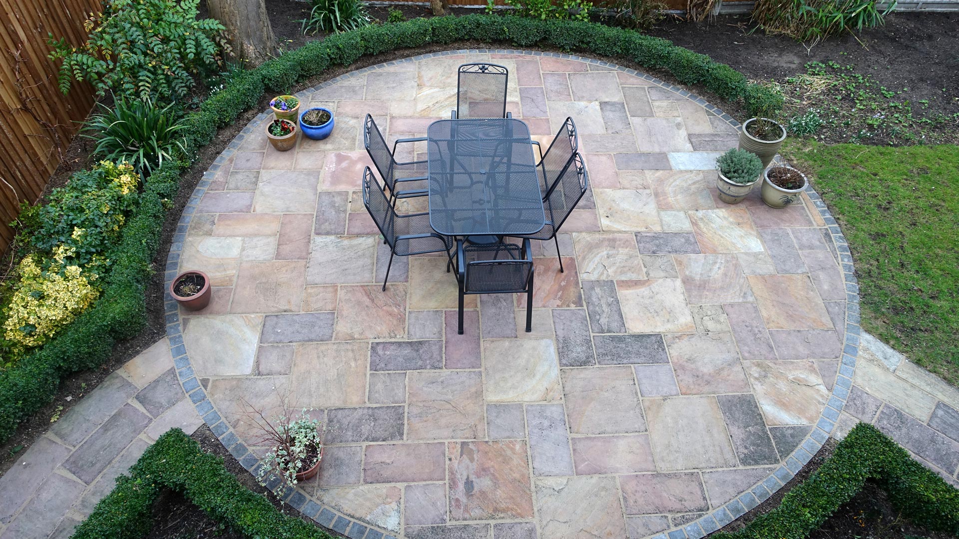 A Birdseye view of a patio that has been installed by one of our team